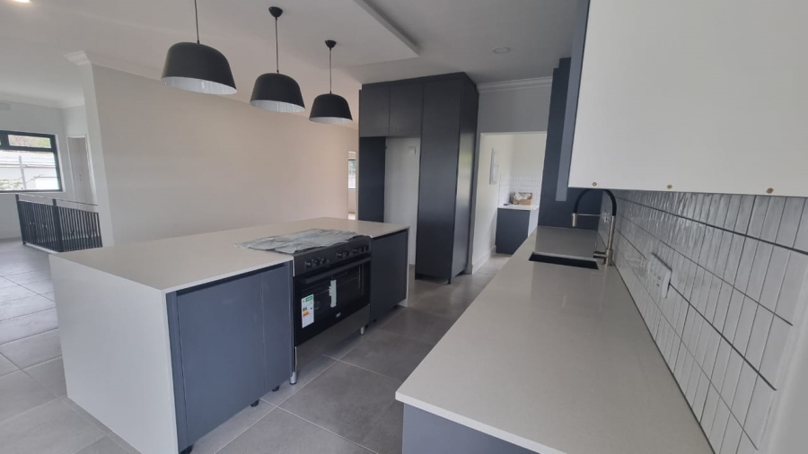 4 Bedroom Property for Sale in Somerset West Western Cape